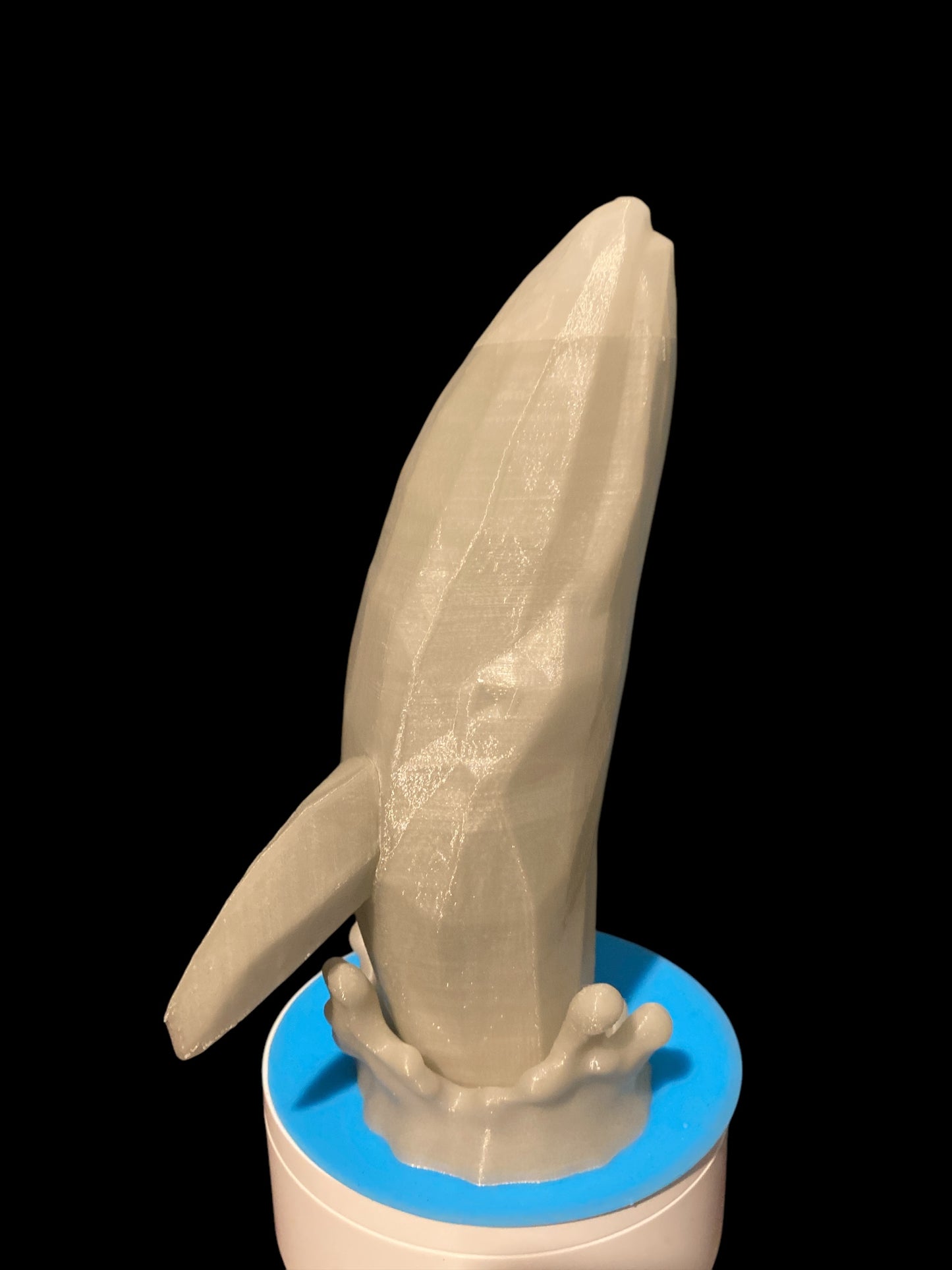Low Poly Whale Table Lamp