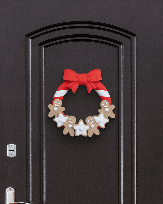 Doorlicious Wreath – A Sweet Welcome for the Holiday Season!