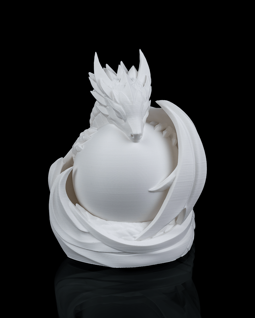 Dragon Sphere Table Lamp