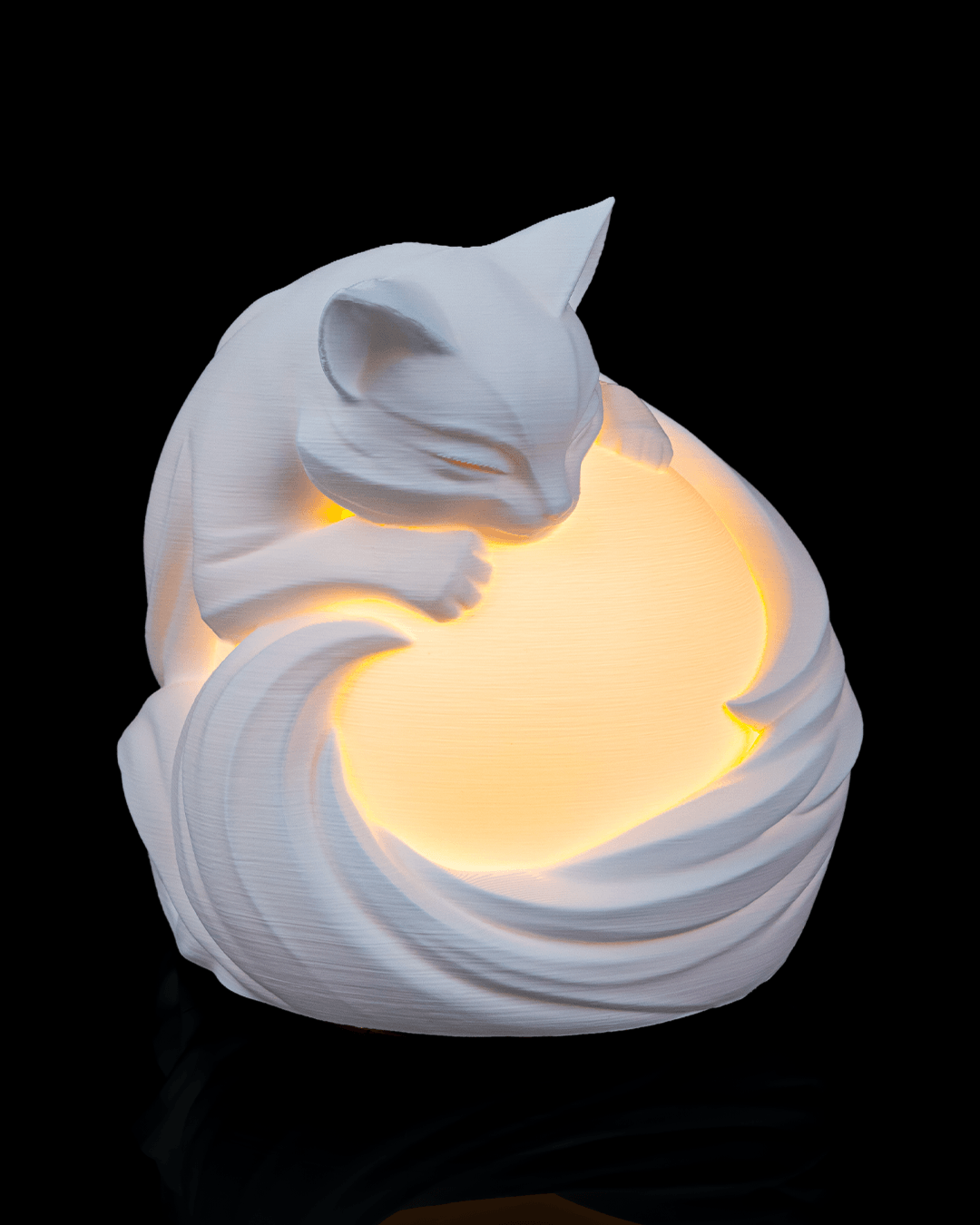 Feline Sphere Table Lamp