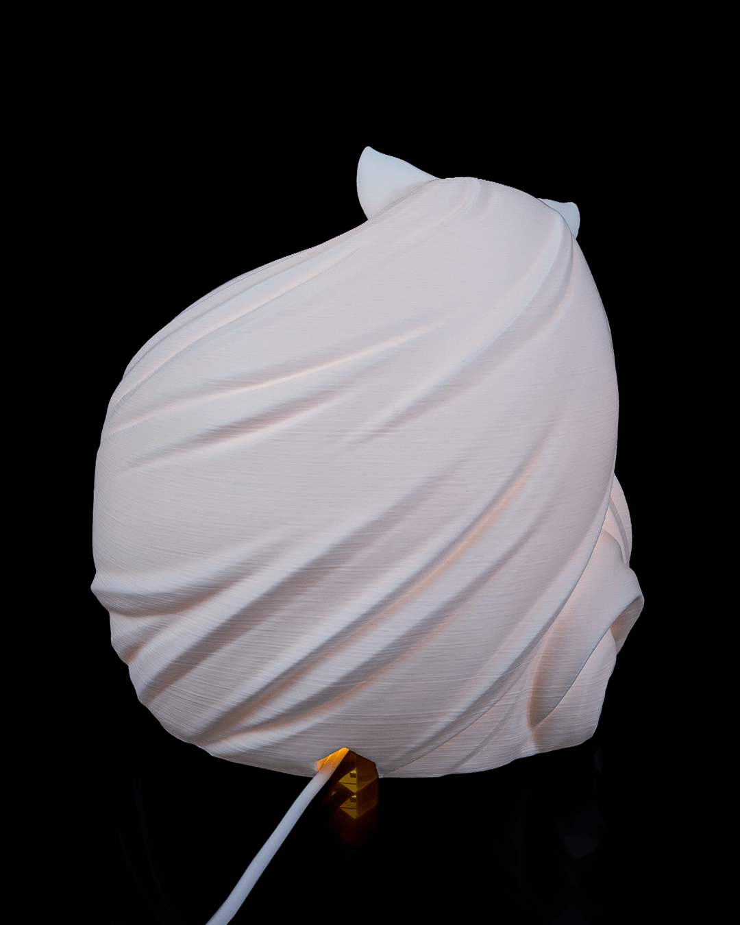 Feline Sphere Table Lamp