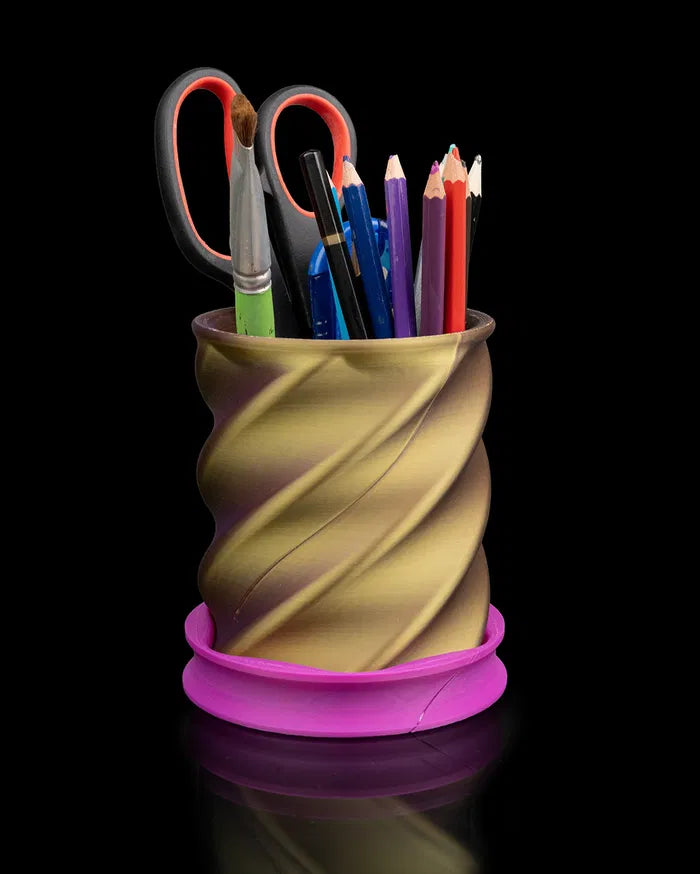 Twisted Pen Holder